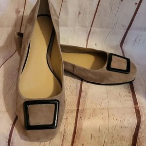 New Unworn Judith Ripka "Sally" Taupe Suede Buckle Detail Ballet Flats sz. 10W